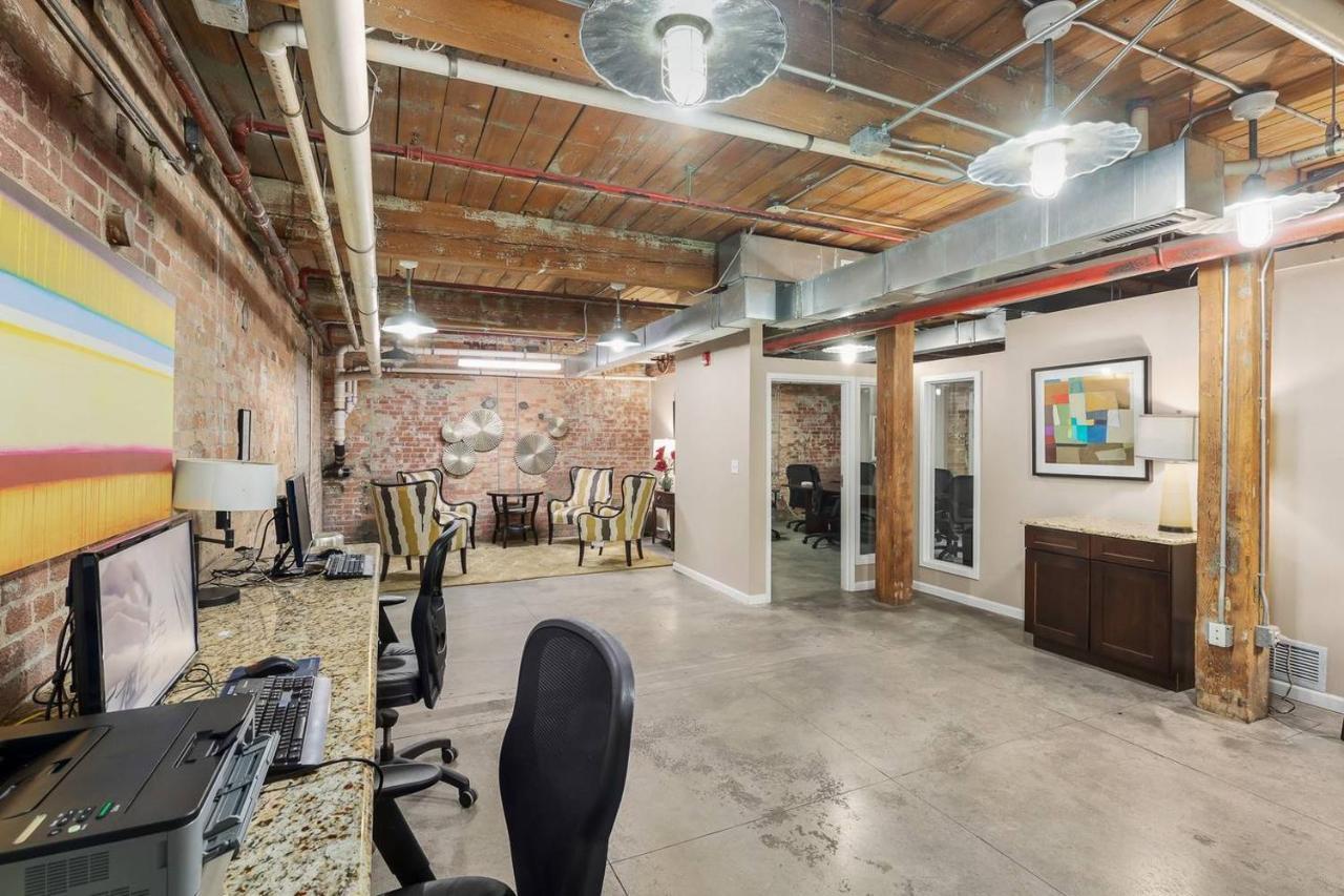 Trifecta Historic Brick 2Br Getaway Superhost Apartment เดอแรม ห้อง รูปภาพ